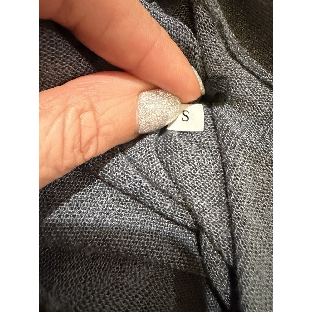 Women's Valentino Gray Linen Silk Short Sleeve Knit Sweater Top Flower Pin Small - Picture 10 of 14